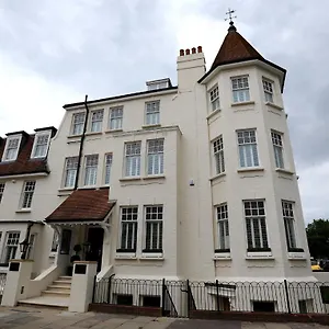 tower-apartments.cambridgehotelsuk.com/
